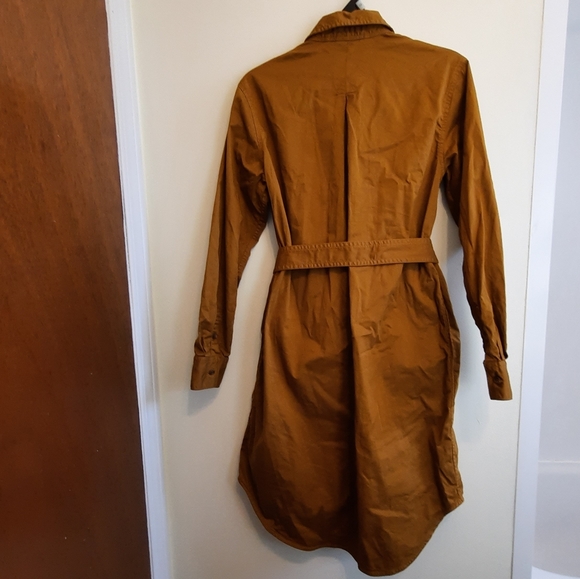 Everlane The Modern Utility Shirtdress - Picture 12 of 16